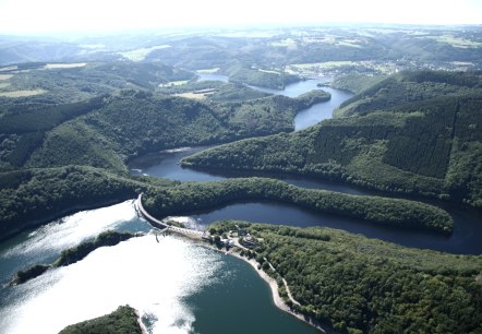 Überflug Obersee | Urftseestaumauer, © Rursee-Touristik GmbH Überflug Obersee | Urftseestaumauer, © Rursee-Touristik GmbH