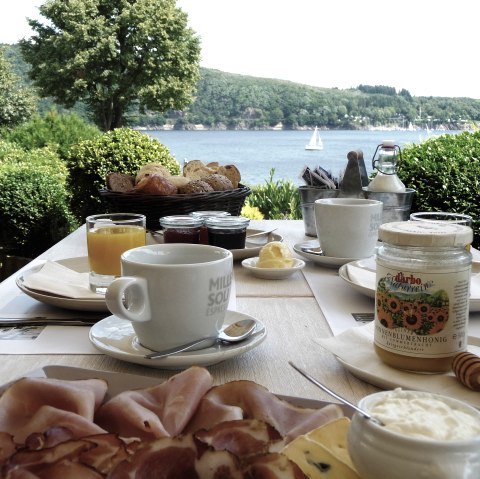 Frühstück am See - Rurtal-Schlemmertouren, © W-Design
