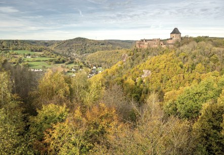 Blick auf Burg Nideggen und Das Rurtal, © Eifel Tourismus GmbH, Dominik Ketz