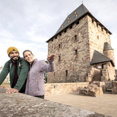 Auf der Burg Nideggen, © Eifel Tourismus GmbH, Dominik Ketz