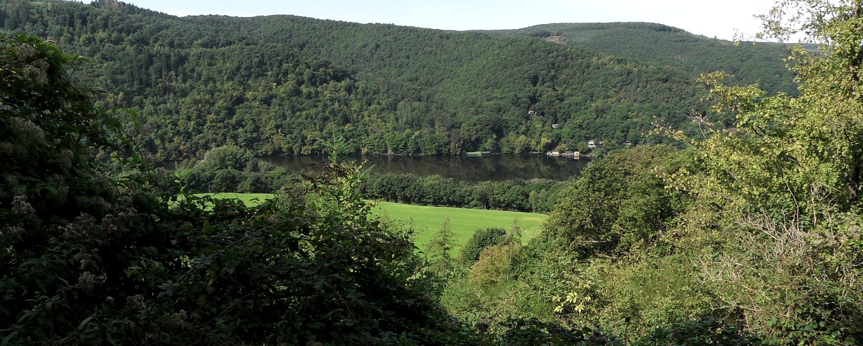 View of the Rur, © Karl-Heinz Rosenzweig, Der-eifelyeti.de, © Der-eifelyeti.de