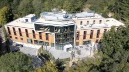 Hausansicht Luft, © www.hmp-architekten.de & Nordeifel Tourismus GmbH