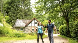 Wanderung vorbei an der Ölmühle, © Eifel Tourismus GmbH, Dominik Ketz