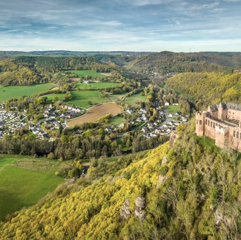 Blick auf Nideggen mit Burg, © Eifel Tourismus GmbH, Dominik Ketz