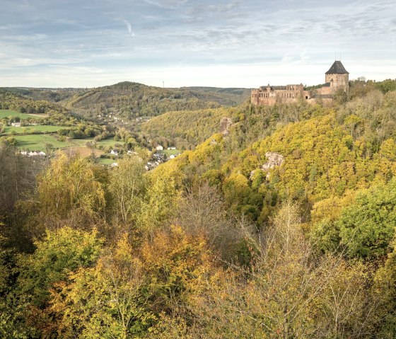 Blick auf Burg Nideggen und Das Rurtal, © Eifel Tourismus GmbH, Dominik Ketz